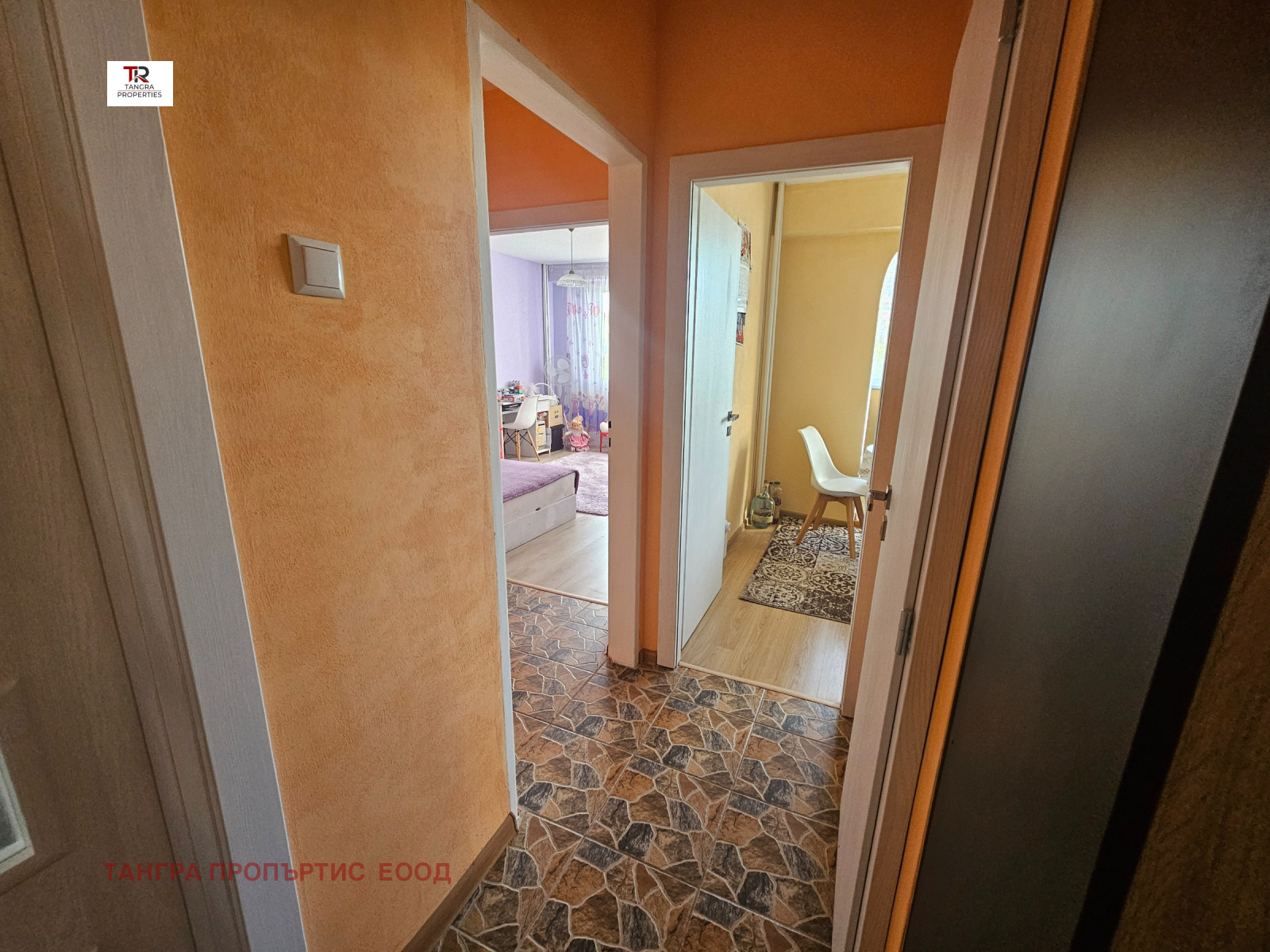 Продава 3-СТАЕН, гр. Перник, Пригаров район, снимка 10 - Апартаменти - 55994802