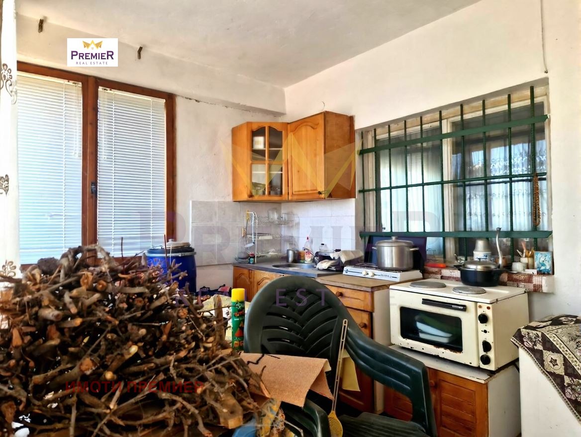 Продава КЪЩА, гр. Бургас, Банево, снимка 2 - Къщи - 54995913