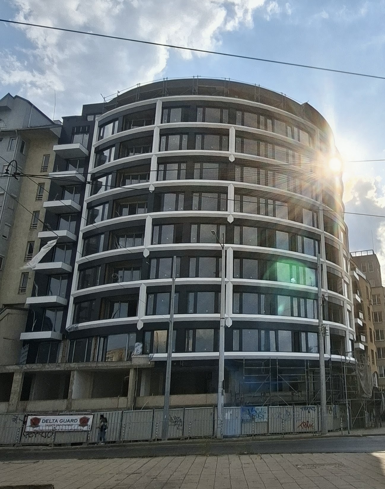 Продава 4-СТАЕН, гр. София, Оборище, снимка 2 - Апартаменти - 51772480