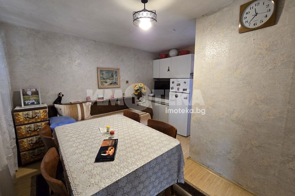 Продава КЪЩА, с. Рударци, област Перник, снимка 6 - Къщи - 50685376