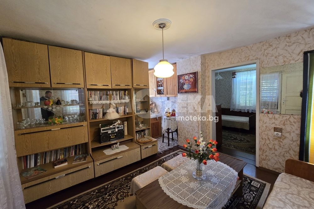 Продава КЪЩА, с. Рударци, област Перник, снимка 10 - Къщи - 50685376