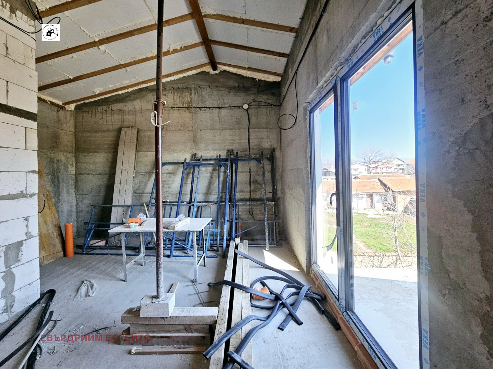 Продава КЪЩА, гр. София, с. Негован, снимка 3 - Къщи - 53645523