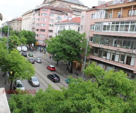 3+ camere da letto Tsentar, Sofia 1