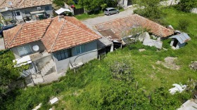 Hus Benkovski, region Varna