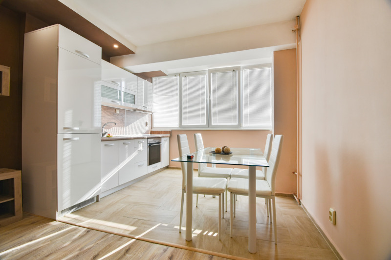 De vânzare  1 dormitor Sofia , Țentâr , 51 mp | 45963147 - imagine [2]