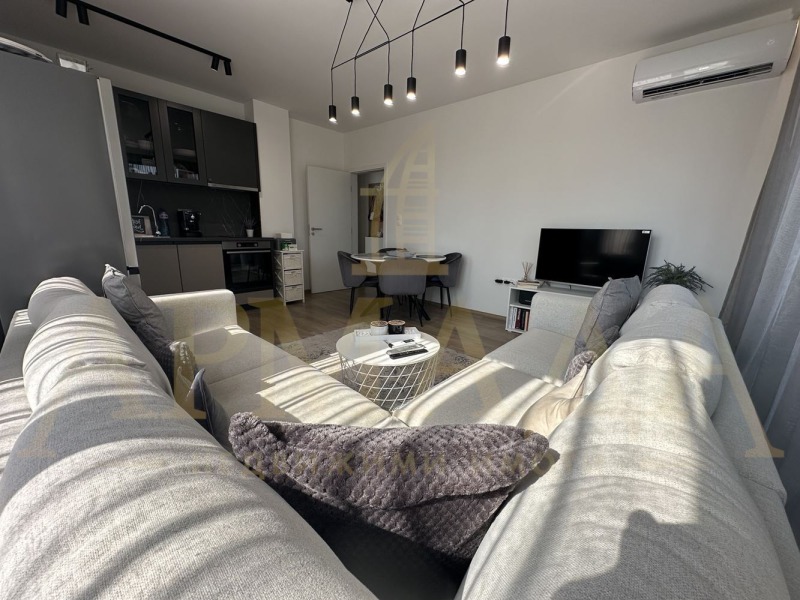 De vânzare  2 dormitoare Plovdiv , Țentâr , 92 mp | 50576981 - imagine [3]