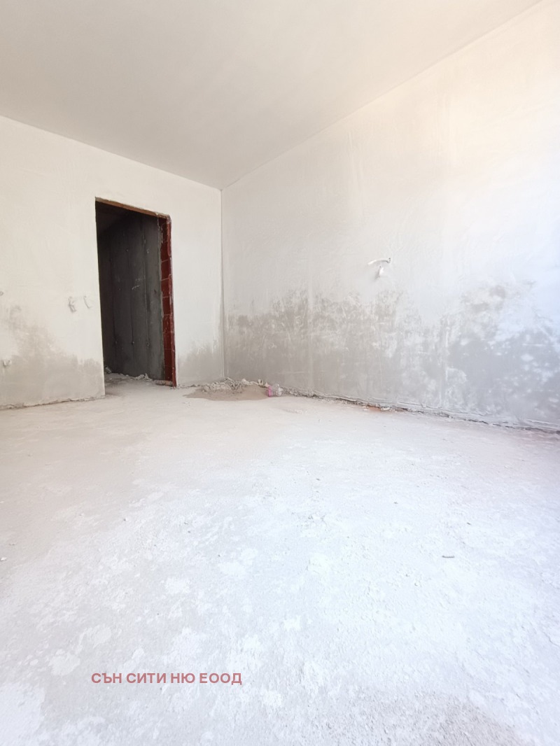 Till salu  2 sovrum Sofia , Mladost 1 , 135 kvm | 38908069 - bild [3]