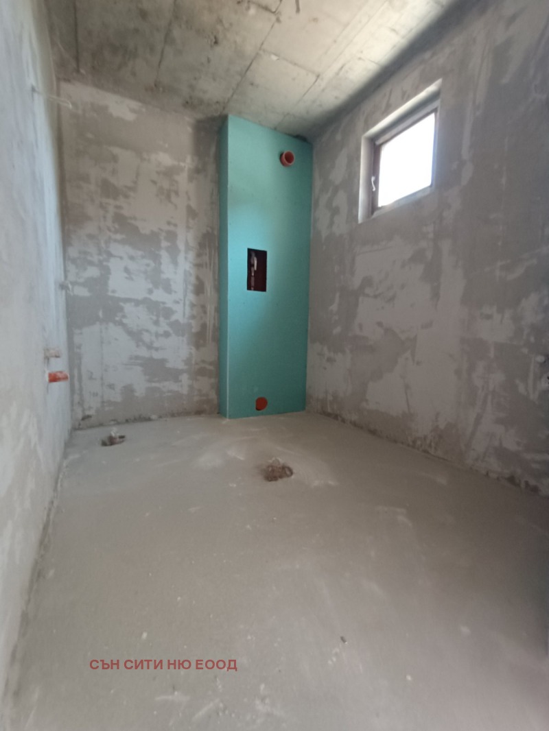 Till salu  2 sovrum Sofia , Mladost 1 , 135 kvm | 38908069 - bild [5]