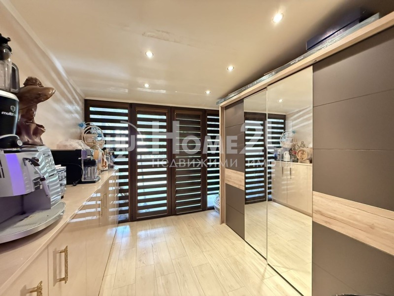 Продава 4-СТАЕН, гр. София, Илинден, снимка 11 - Апартаменти - 53151426