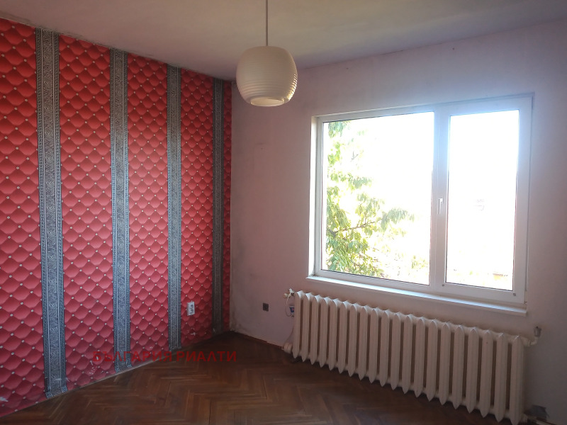 Продава ЕТАЖ ОТ КЪЩА, гр. София, гр. Нови Искър, снимка 5 - Етаж от къща - 52361470