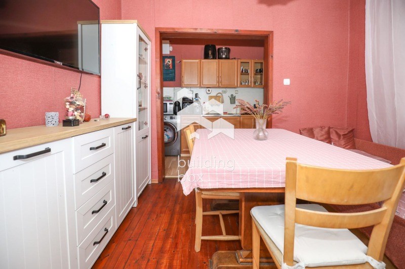 Продава КЪЩА, гр. София, с. Владая, снимка 2 - Къщи - 52454373