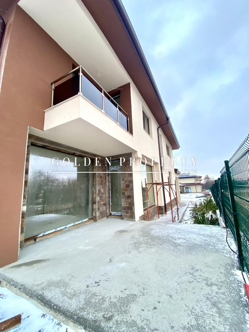 Продава КЪЩА, с. Хераково, област София област