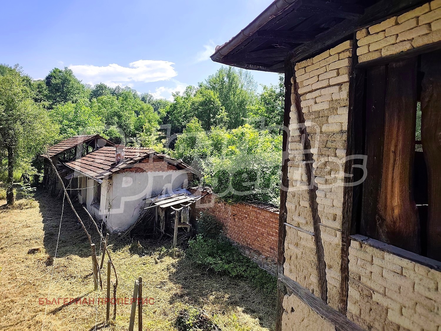 Продава КЪЩА, гр. Априлци, област Ловеч, снимка 3 - Къщи - 55179481