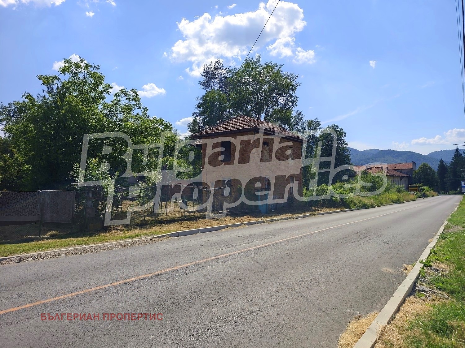 Продава КЪЩА, гр. Априлци, област Ловеч, снимка 5 - Къщи - 55179481