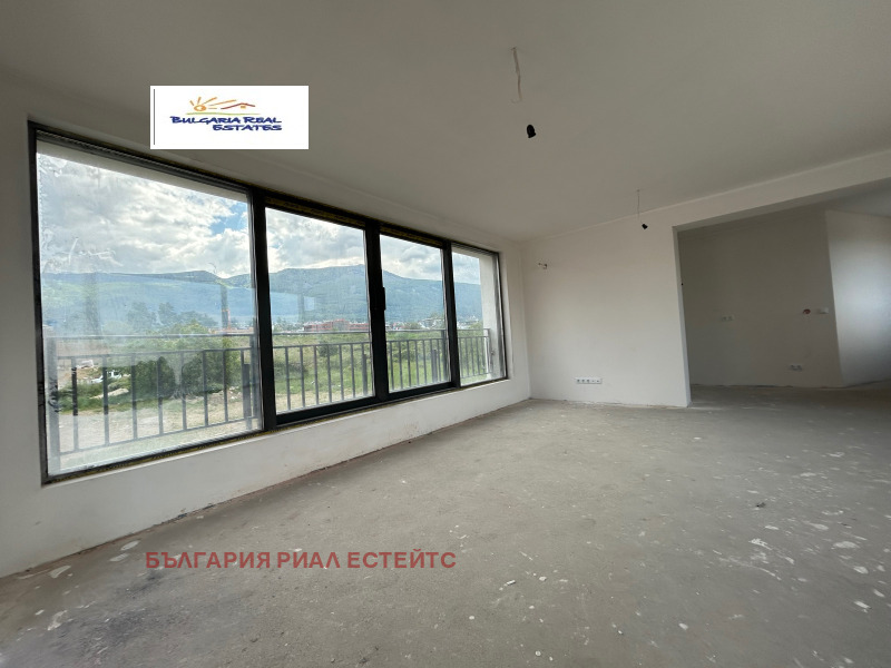 Продава  3-стаен, град София, Витоша •  289 950 EUR • ID 38563364 — holmes.bg - [1] 