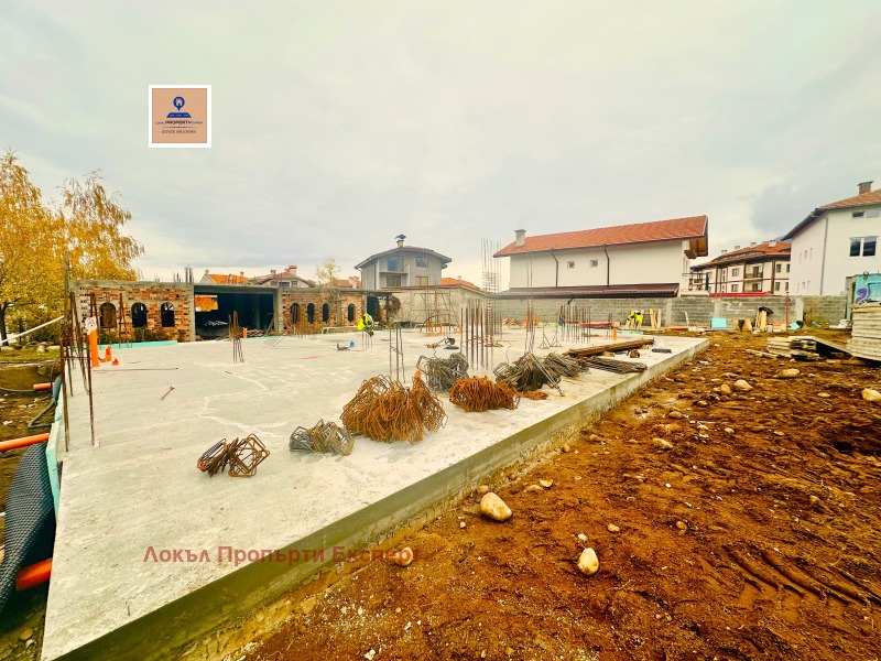 Продава КЪЩА, област Благоевград, гр. Банско • 280000 € / 547632.40 лв. • 88028380 1