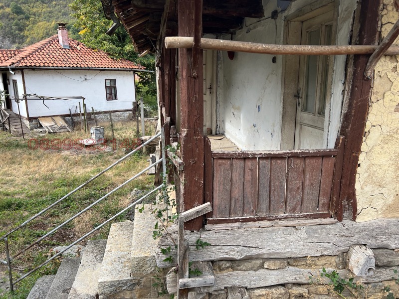 Продава КЪЩА, с. Гложене, област Ловеч, снимка 8 - Къщи - 53051958