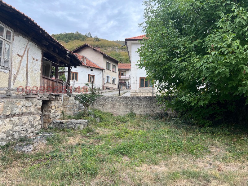 Продава КЪЩА, с. Гложене, област Ловеч, снимка 7 - Къщи - 53051958