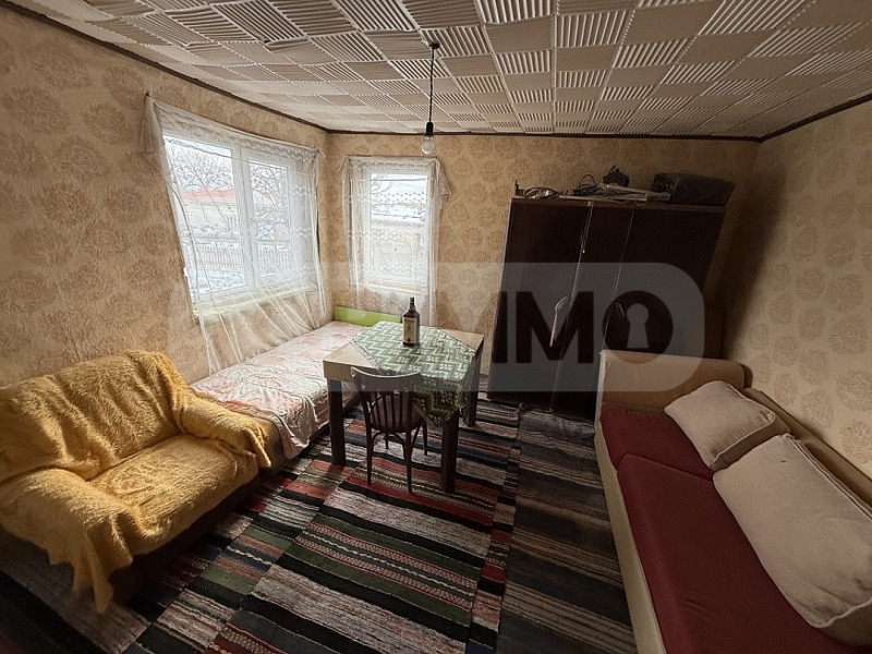 Продава КЪЩА, с. Смолница, област Добрич, снимка 7 - Къщи - 53187930