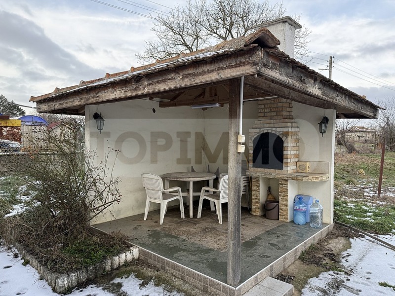 Продава КЪЩА, с. Смолница, област Добрич, снимка 15 - Къщи - 53187930