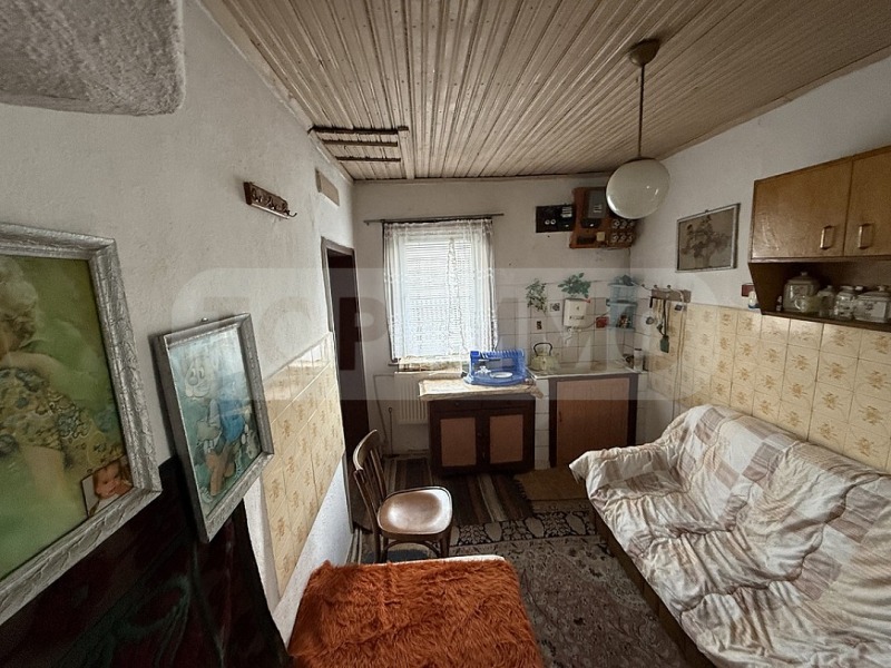 Продава КЪЩА, с. Смолница, област Добрич, снимка 10 - Къщи - 53187930