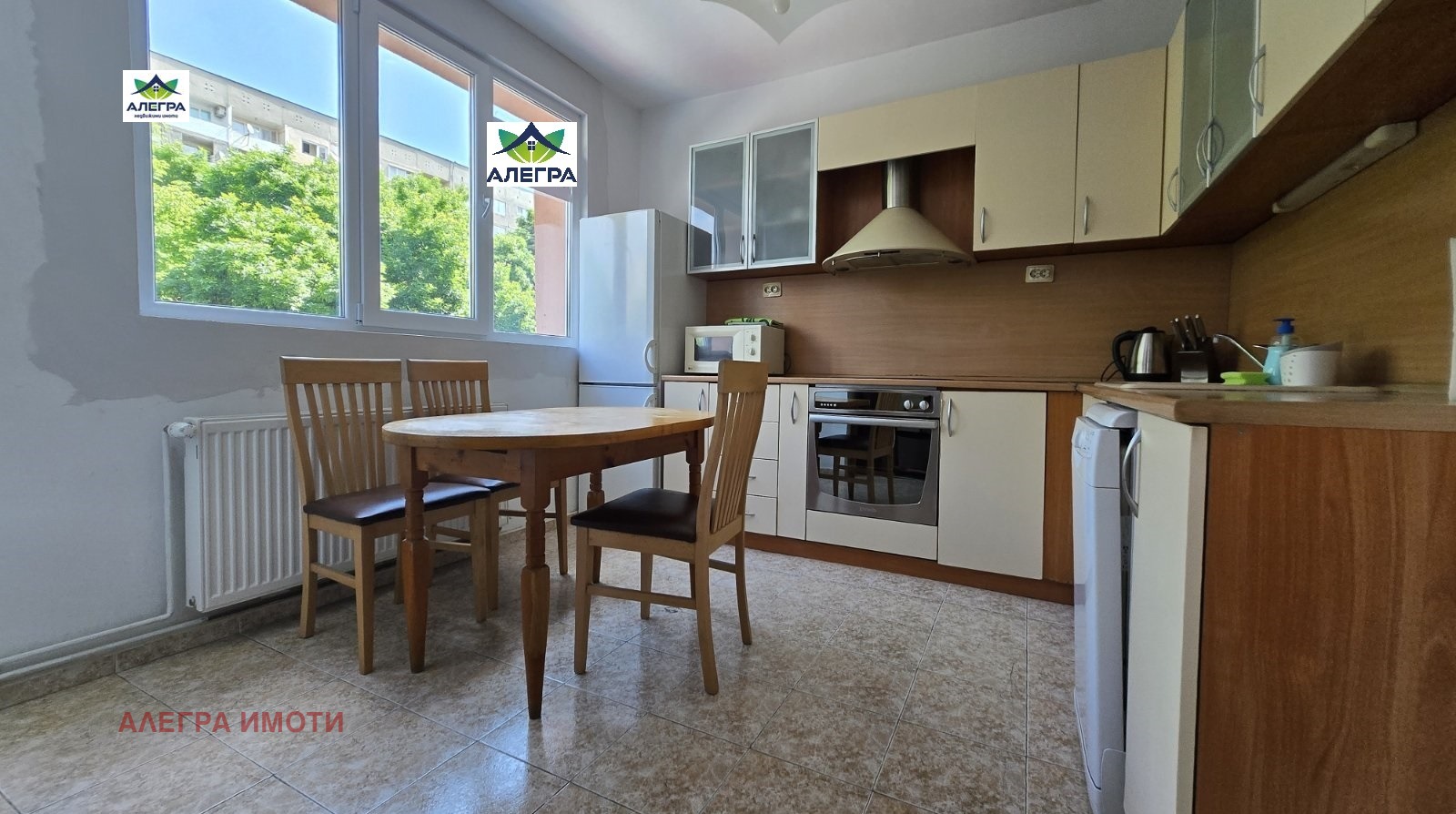 Продава 3-СТАЕН, гр. Пазарджик, Изток, снимка 3 - Апартаменти - 54629073
