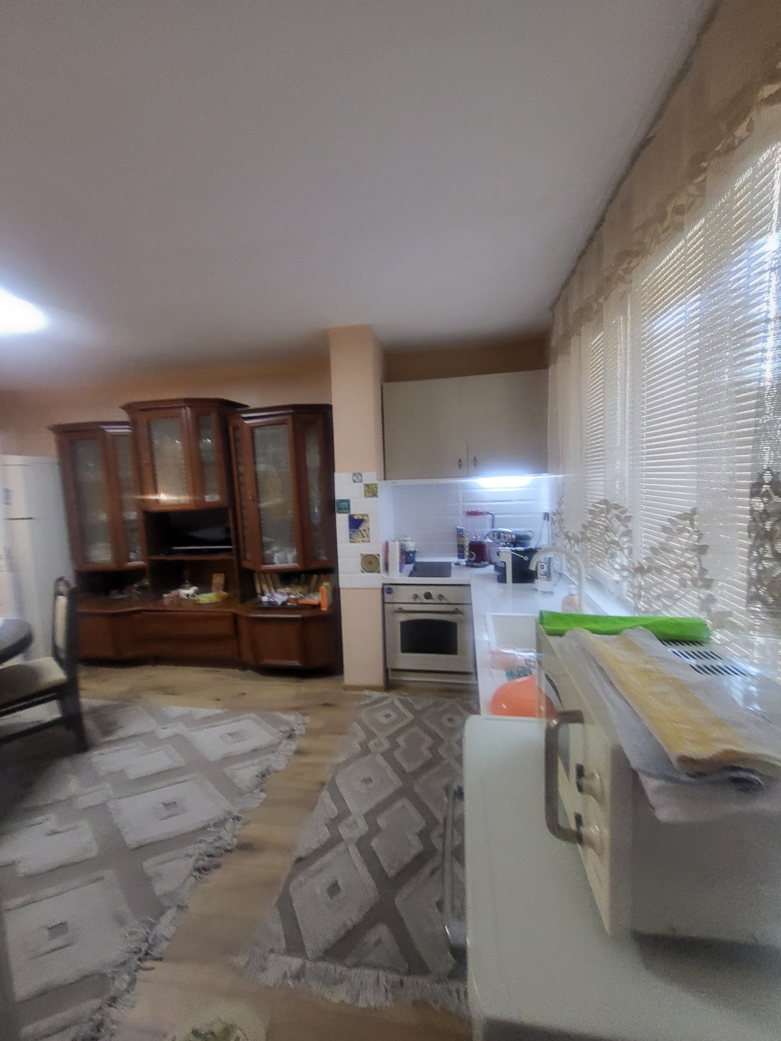 Продава 4-СТАЕН, гр. Плевен, Широк център, снимка 2 - Апартаменти - 55633551