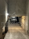 Продава ГАРАЖ, ПАРКОМЯСТО, гр. Варна, Колхозен пазар, снимка 2