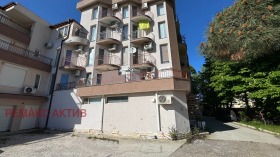 2-стаен град Варна, м-т Ален мак 12