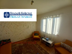 Ev Katı Mogilata, Kyustendil 8