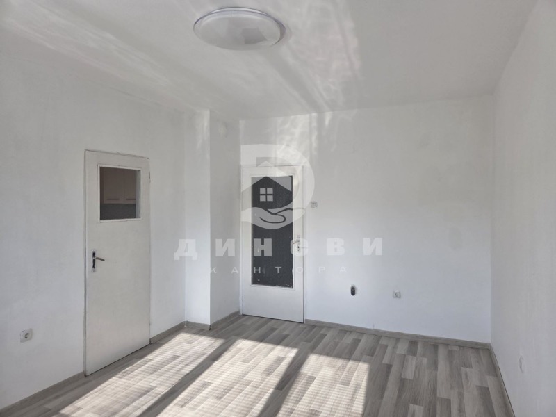 Продава  2-стаен град Стара Загора , Три чучура - север , 34 кв.м | 61063425 - изображение [10]