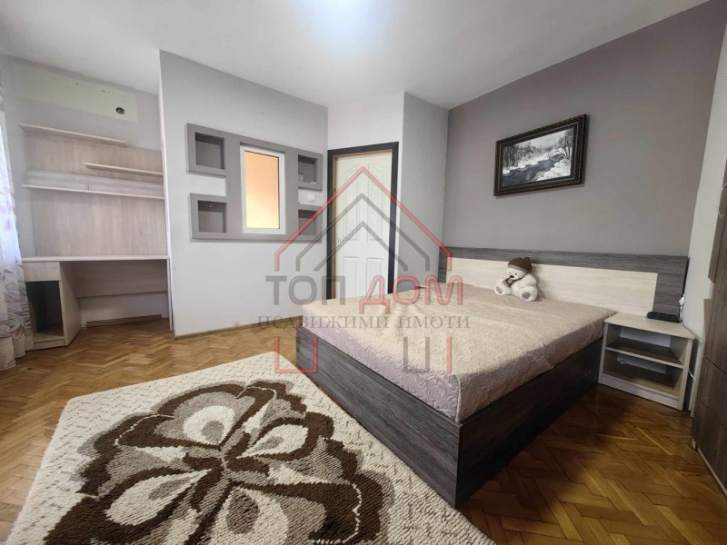 Продава 3-СТАЕН, гр. Варна, Бриз, снимка 2 - Aпартаменти - 48795513