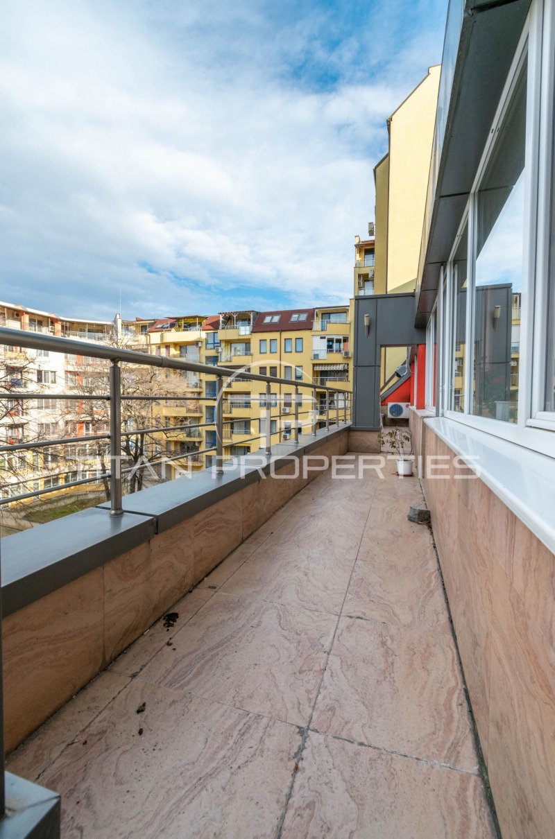 Продава ОФИС, гр. Пловдив, Кършияка, снимка 11 - Офиси - 51930035