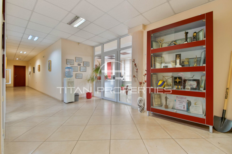 Продава ОФИС, гр. Пловдив, Кършияка, снимка 5 - Офиси - 51930035