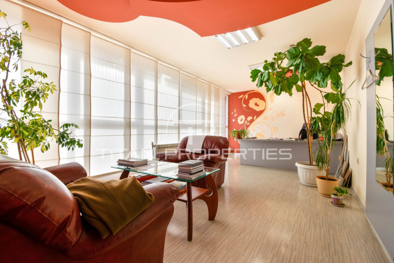 Продава ОФИС, гр. Пловдив, Кършияка, снимка 6 - Офиси - 51930035