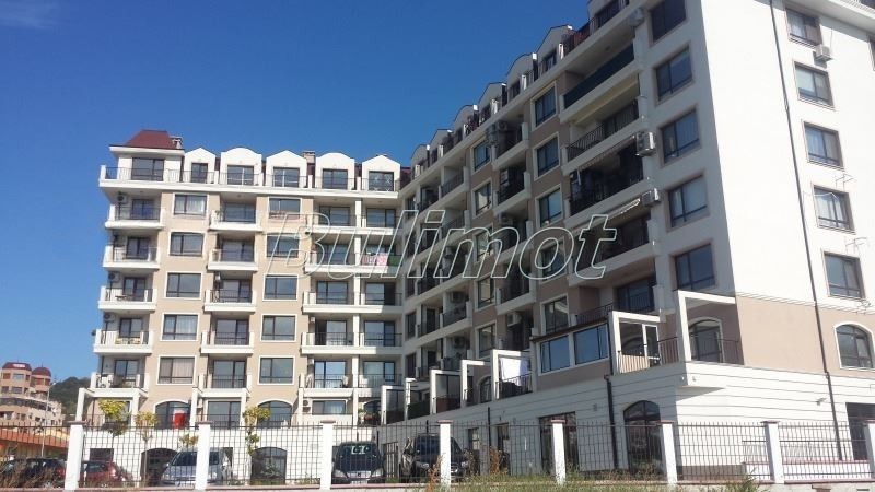 Продава ЗАВЕДЕНИЕ, гр. Варна, Възраждане 2, снимка 1 - Заведения - 49003268