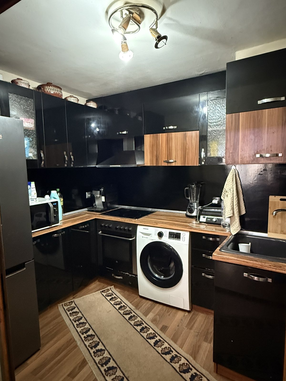 Продава 3-СТАЕН, гр. Варна, Колхозен пазар, снимка 2 - Апартаменти - 52018429