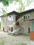 Продава КЪЩА, с. Раданово, област Велико Търново, снимка 3 - Къщи - 42044543