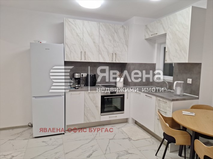 Продава 3-СТАЕН, гр. Бургас, област Бургас, снимка 2 - Aпартаменти - 49442213