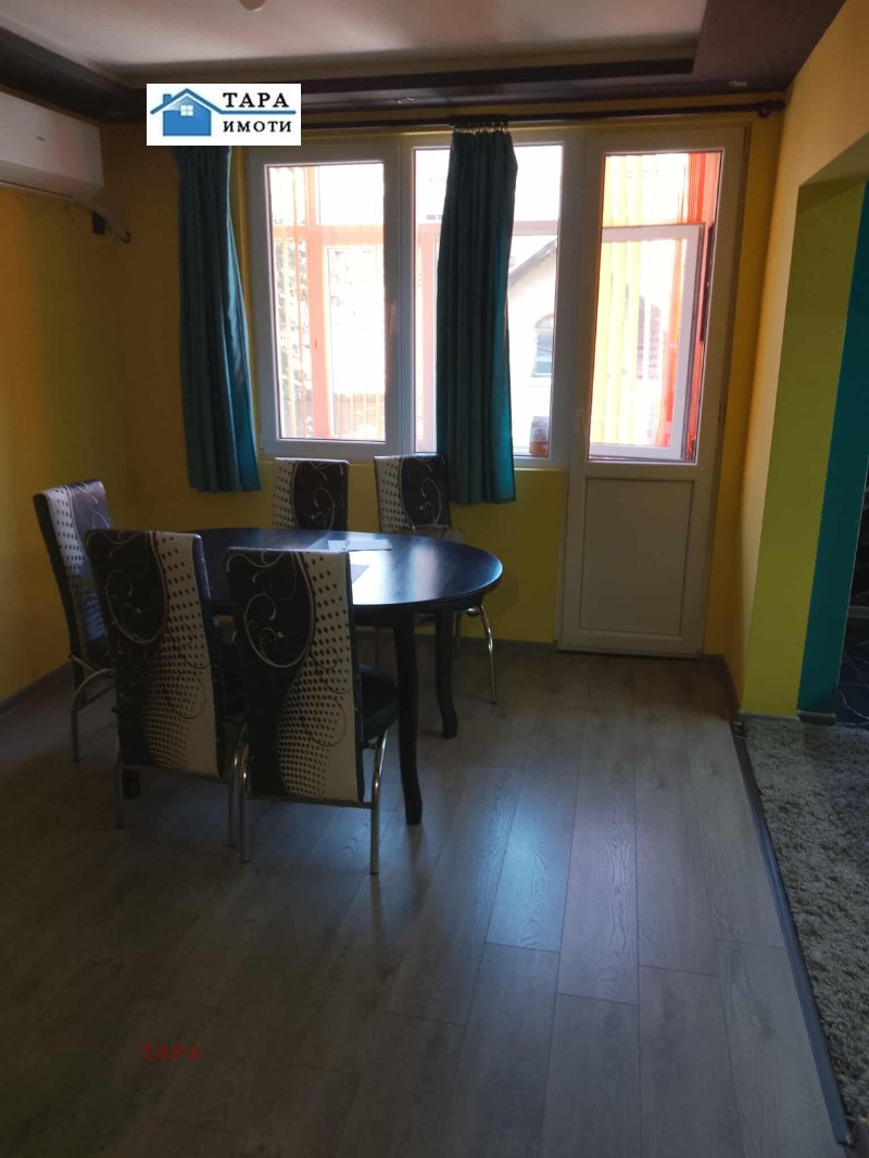 Eladó  2 hálószobás Montana , Idealen centar , 90 négyzetméter | 75799350 - kép [4]