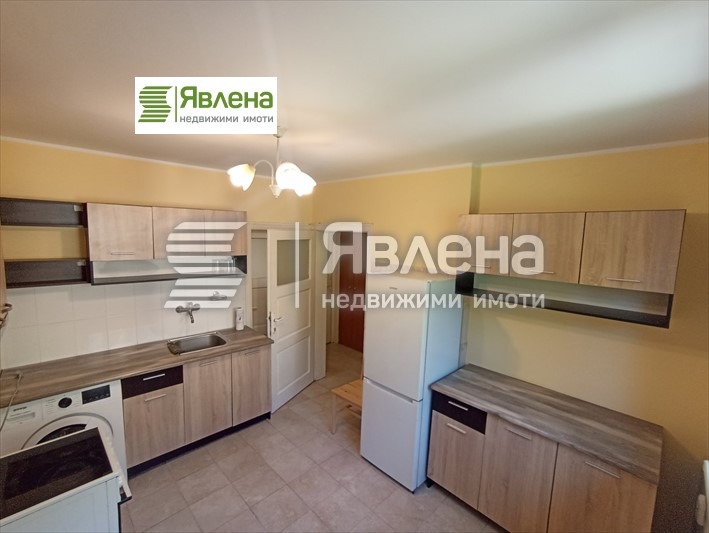 Продава 4-СТАЕН, гр. София, Център, снимка 2 - Апартаменти - 52980405