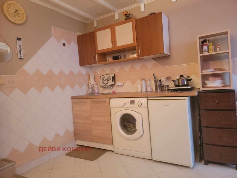 Продава 1-СТАЕН в град Пловдив, Кършияка - 25 кв.м / 52 900 € » 103 463.41 лв., ДЕЙВИ КОНСУЛТ