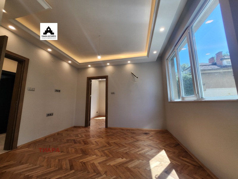 Продава 3-СТАЕН в град София, Лозенец - 149 кв.м / 479 999 € » 938 796.44 лв., ТИАРА