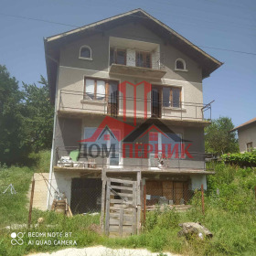 Haus Sopiza, region Pernik 1