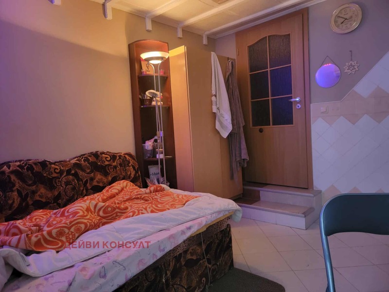 Продава 1-СТАЕН, гр. Пловдив, Кършияка, снимка 2 - Апартаменти - 53252547