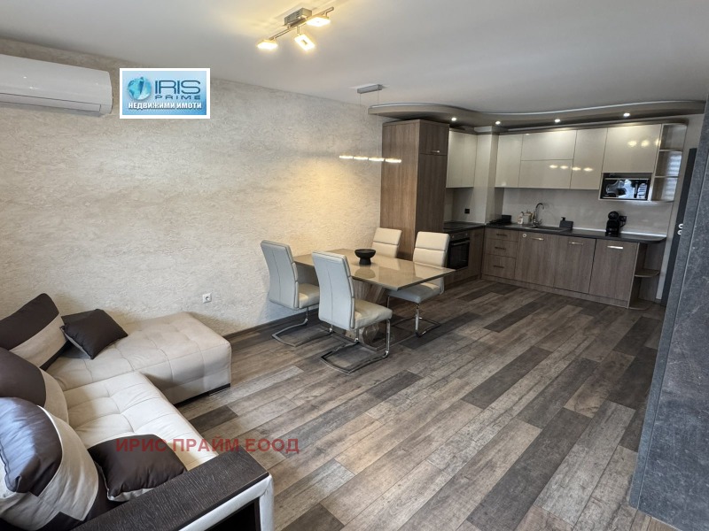 Продава 2-СТАЕН, гр. Шумен, Добруджански