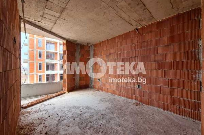 Na prodej  2 ložnice Sofia , Banišora , 91 m2 | 79101944