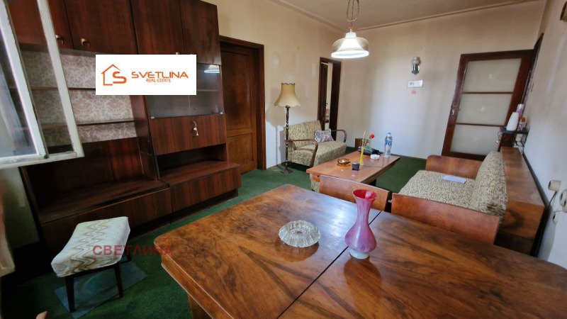 For Sale  2 bedroom Sofia , Tsentar , 107 sq.m | 86929144