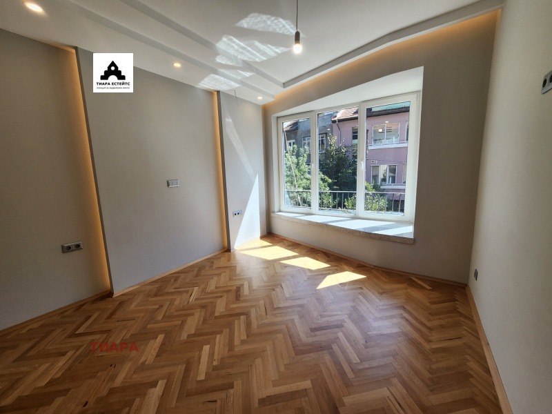 Продава  3-стаен град София , Лозенец , 149 кв.м | 84328586 - изображение [11]