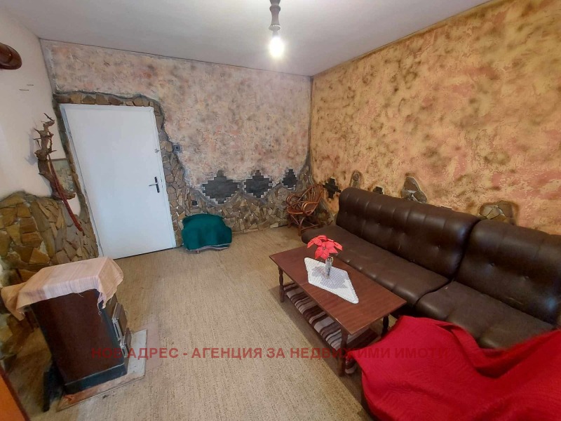 Продава 4-СТАЕН, гр. Търговище, Вароша, снимка 8 - Апартаменти - 52821849